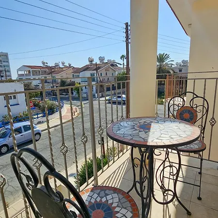 Sunny Luxury * Larnaca