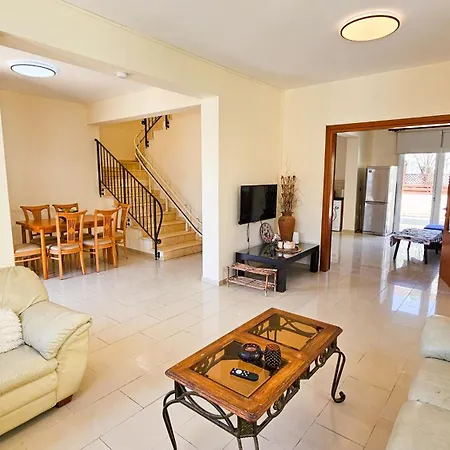 Sunny Luxury * Larnaca